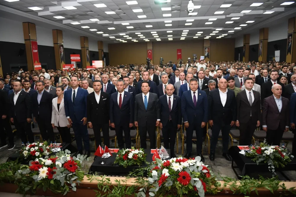 5 Farklı Partiden CHP’ye 10 Bin Kişilik Rekor Katılım...